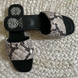 Vince Camuto Snakeskin Slides - Basically New